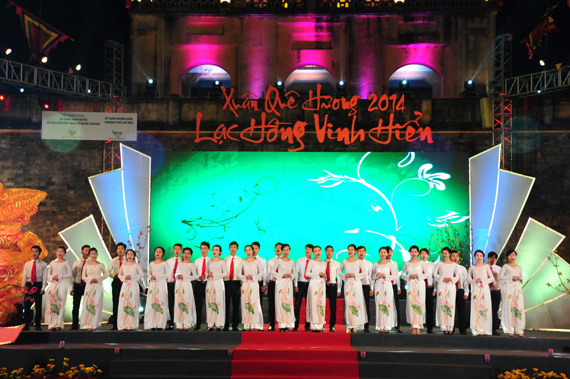 Xuân Quê hương 2015 Tổ quốc vinh quang